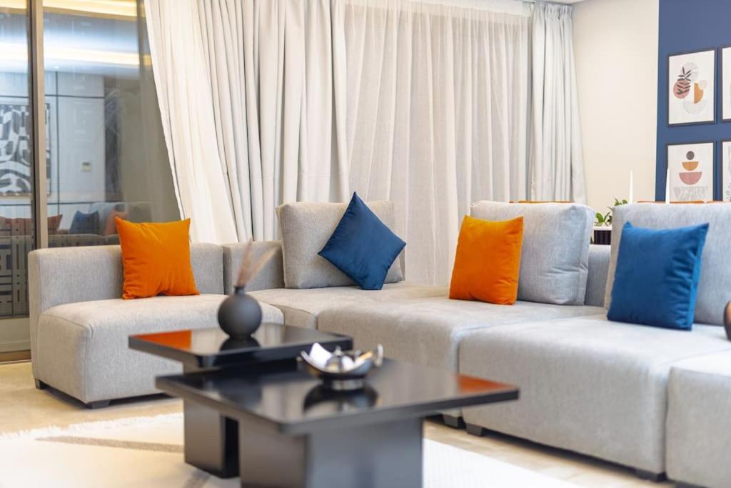 Apartament Modern 2Br Retreat In Marina Sale Luxury Living Hajja Zewnętrze zdjęcie