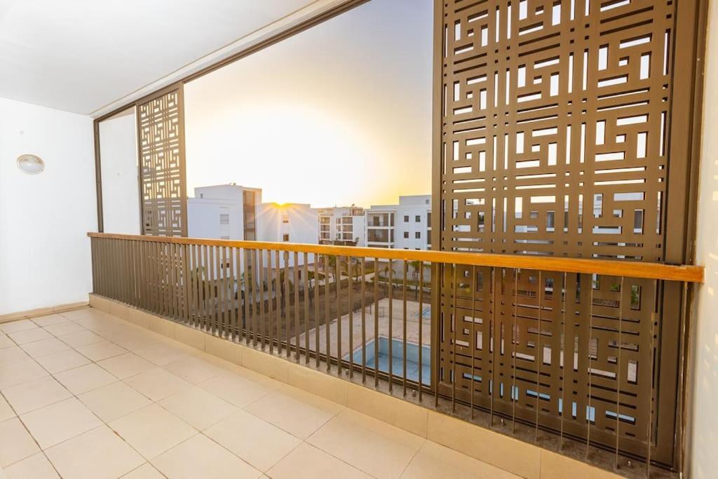 Apartament Modern 2Br Retreat In Marina Sale Luxury Living Hajja Zewnętrze zdjęcie